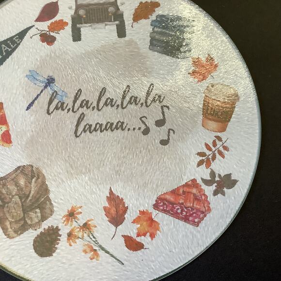 Gilmore Girls Icons Cutting Board - 7.5" Diameter - Hot Plate - Gilmore Marathon - Picture 2 of 6